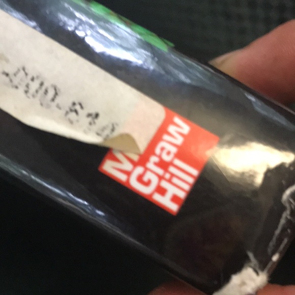 Mathematics in our world college textbook undergraduate - Picture 4 of 16